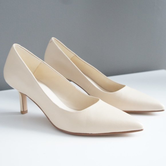 Vagabond Shoes - Vagabond Pauline Leather Kitten Heel Pumps in Toffee 9